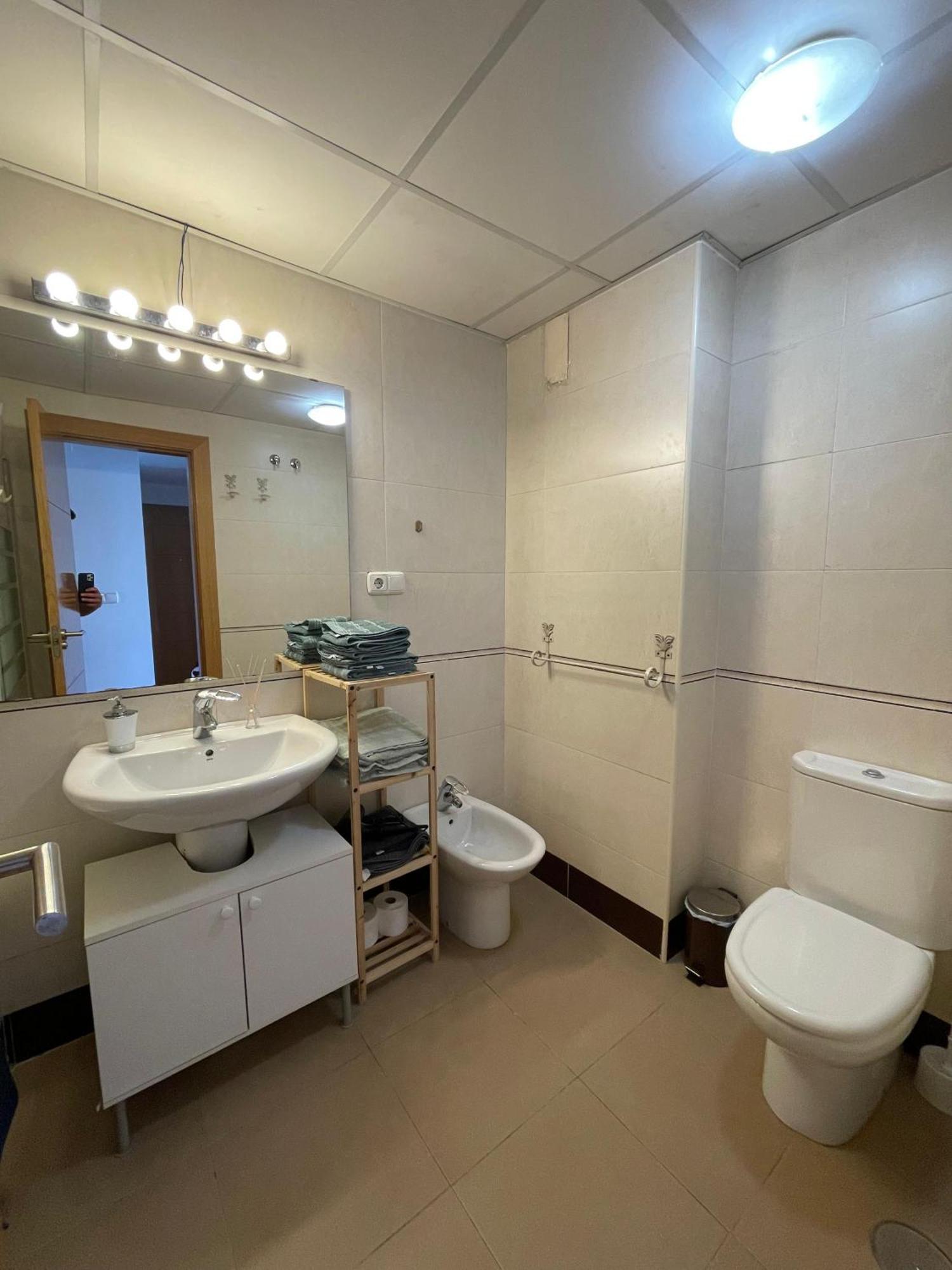 Piso Centro De Granada Junto Al Metro Apartment Ngoại thất bức ảnh